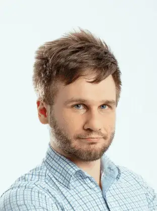 Dr Marcin Opacki
