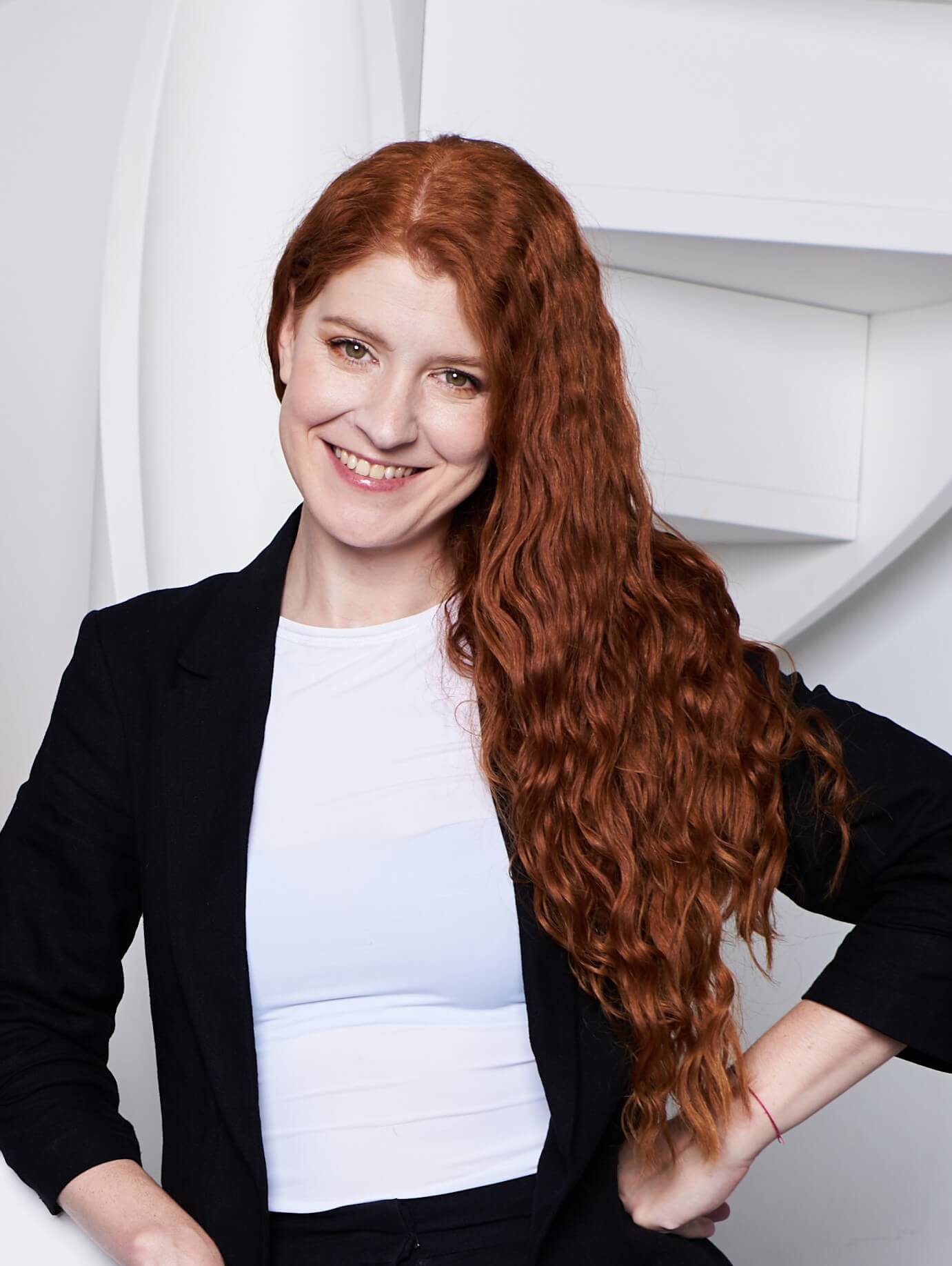 Dr Monika Koperska